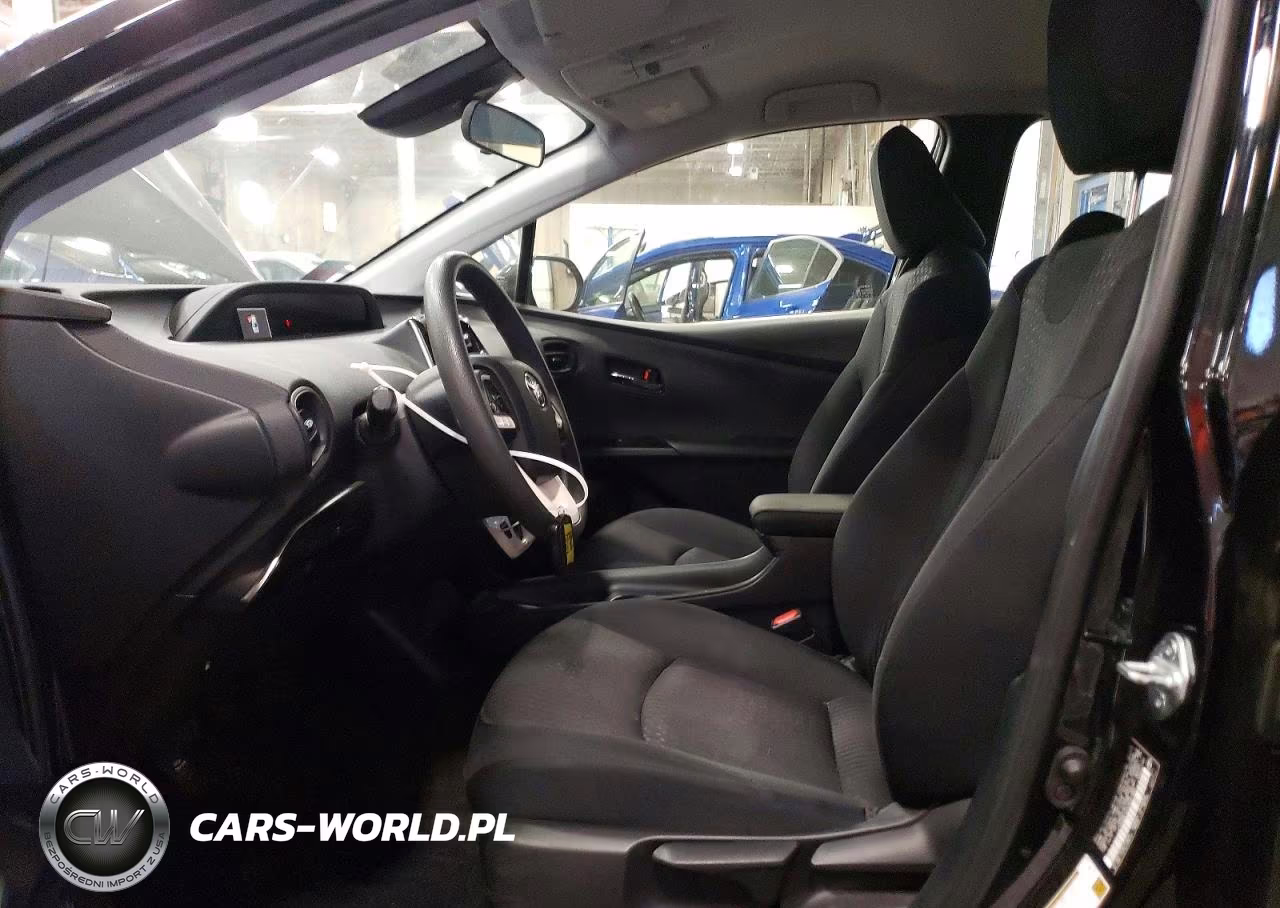 2017 Toyota Prius Two VIN:JTDKBRFU2H3037885 - 7