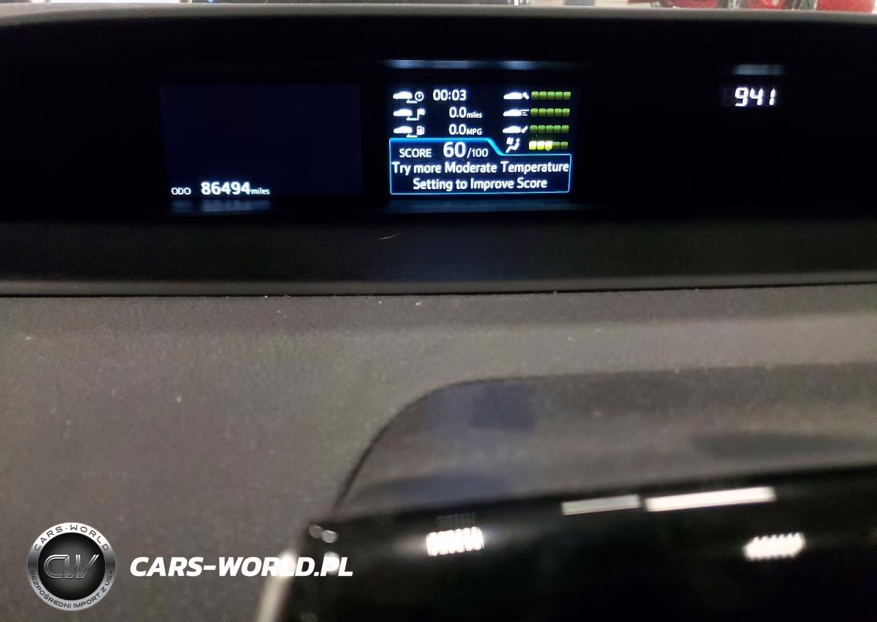2017 Toyota Prius Two VIN:JTDKBRFU2H3037885 - 9