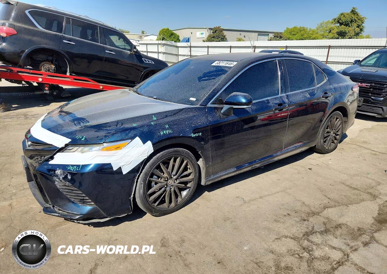 2020 Toyota Camry Xse