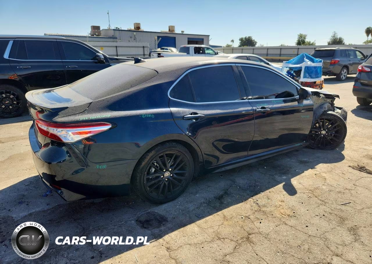 2020 Toyota Camry Xse VIN:4T1K61AK4LU984310 - 3