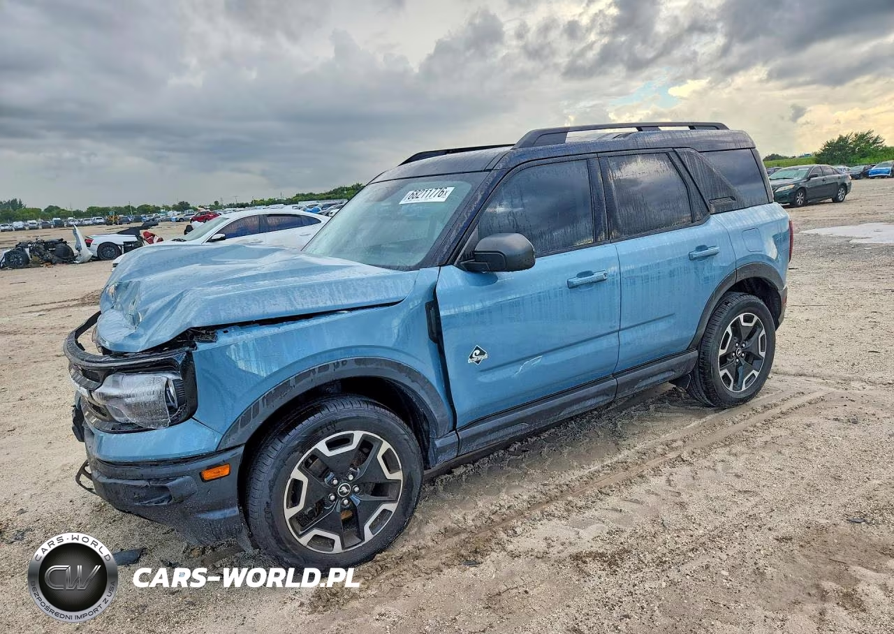2021 Ford Bronco Sport Outer Banks VIN:3FMCR9C65MRB11426 - 1