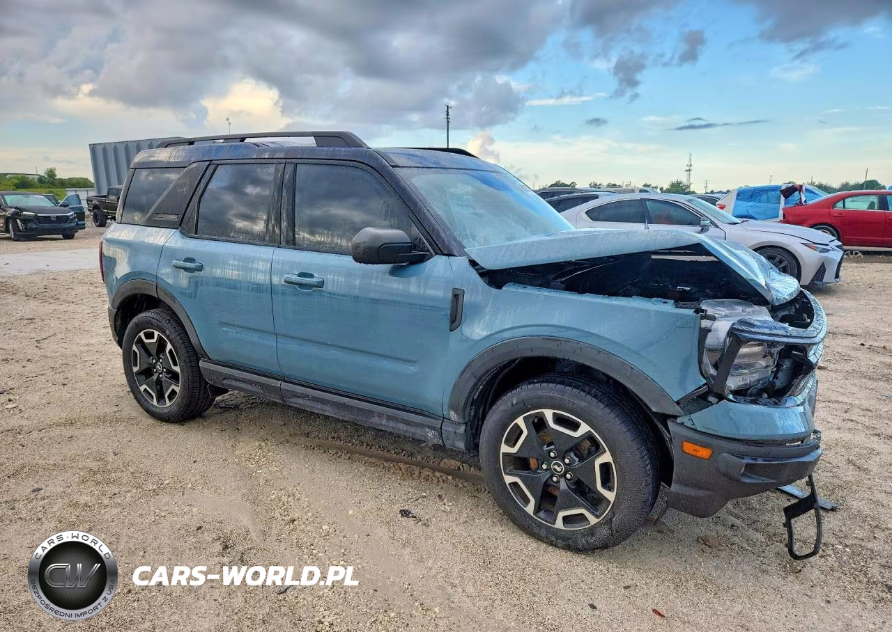 2021 Ford Bronco Sport Outer Banks VIN:3FMCR9C65MRB11426 - 4