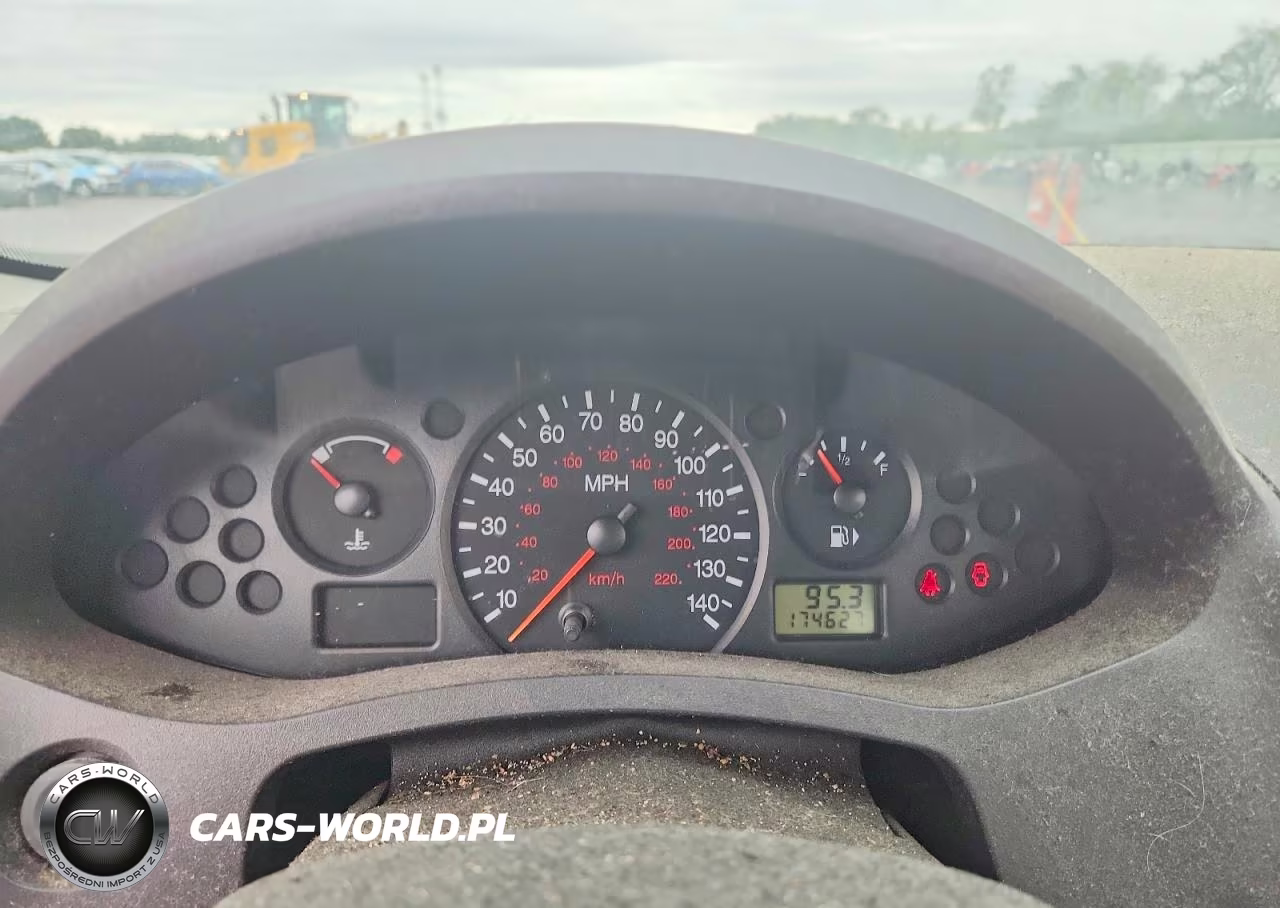 2007 Ford Focus Zx4 VIN:1FAFP34N67W312138 - 9