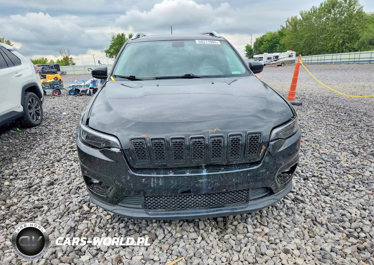 2019 Jeep Cherokee Latitude VIN:1C4PJLCB2KD148091 - 5