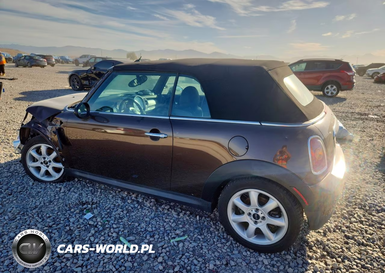 2010 Mini Cooper VIN:WMWMR3C54ATU98510 - 2