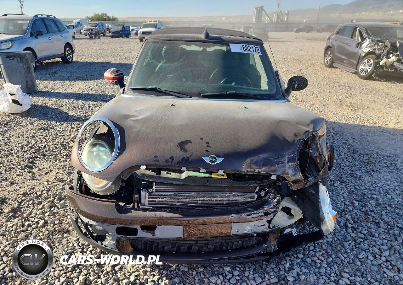 2010 Mini Cooper VIN:WMWMR3C54ATU98510 - 5