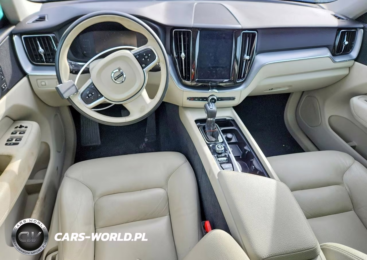 2018 Volvo Xc60 T5 VIN:LYV102RKXJB113916 - 8