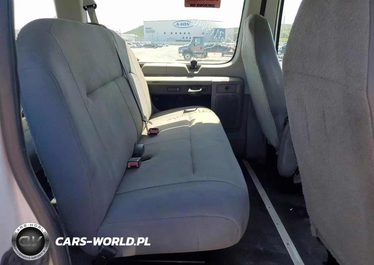 2009 Ford Econoline E350 Super Duty Wagon VIN:1FBSS31L09DA63350 - 11