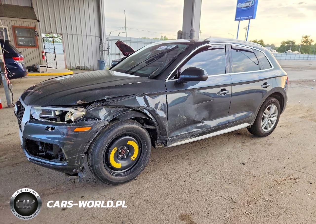 2020 Audi Q5 Premium VIN:WA1ANAFY1L2075401 - 1
