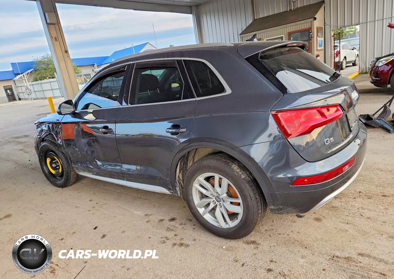 2020 Audi Q5 Premium VIN:WA1ANAFY1L2075401 - 2