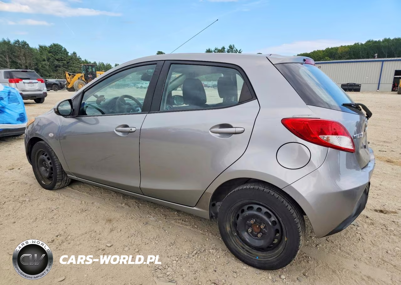 2014 Mazda Mazda2 Sport VIN:JM1DE1KZ5E0182645 - 2