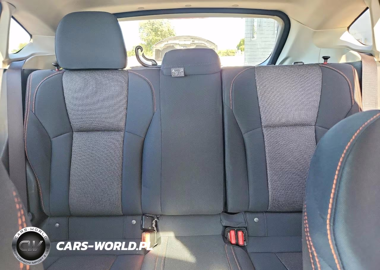 2018 Subaru Crosstrek Premium VIN:JF2GTABC2JH217475 - 10