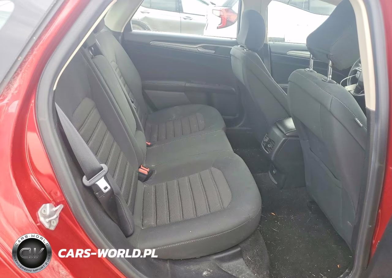 2020 Ford Fusion Se VIN:3FA6P0HD5LR110341 - 10