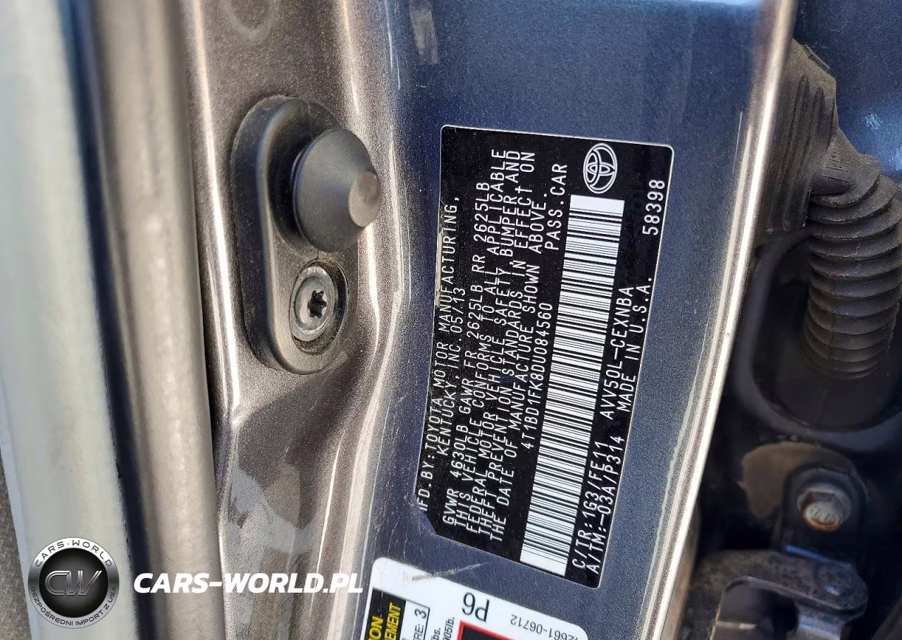 2013 Toyota Camry Hybrid Le VIN:4T1BD1FK8DU084560 - 12