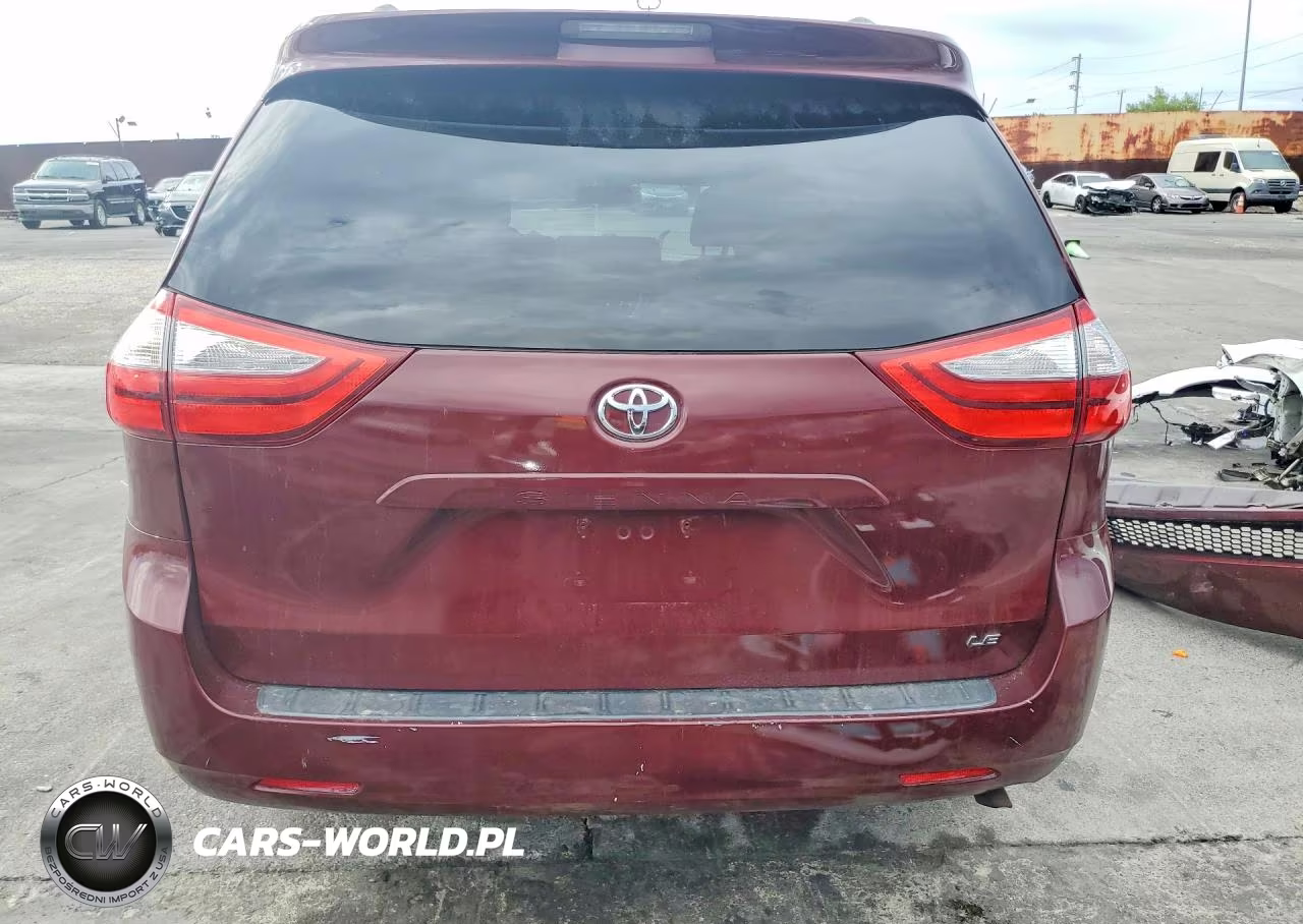 2015 Toyota Sienna Le VIN:5TDKK3DCXFS597334 - 6