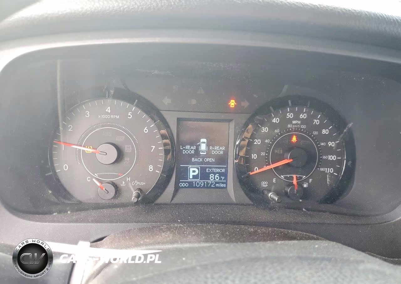 2015 Toyota Sienna Le VIN:5TDKK3DCXFS597334 - 9