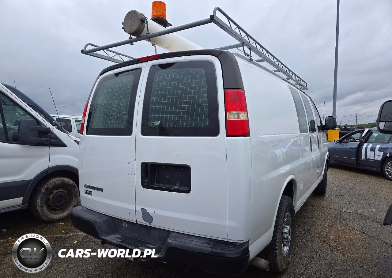 2007 Chevrolet Express G2500 VIN:1GCGG25V071223962 - 3