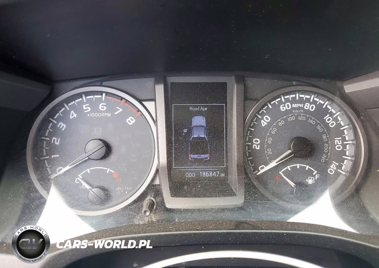 2018 Toyota Tacoma Trd Sport VIN:3TMDZ5BN2JM041869 - 9