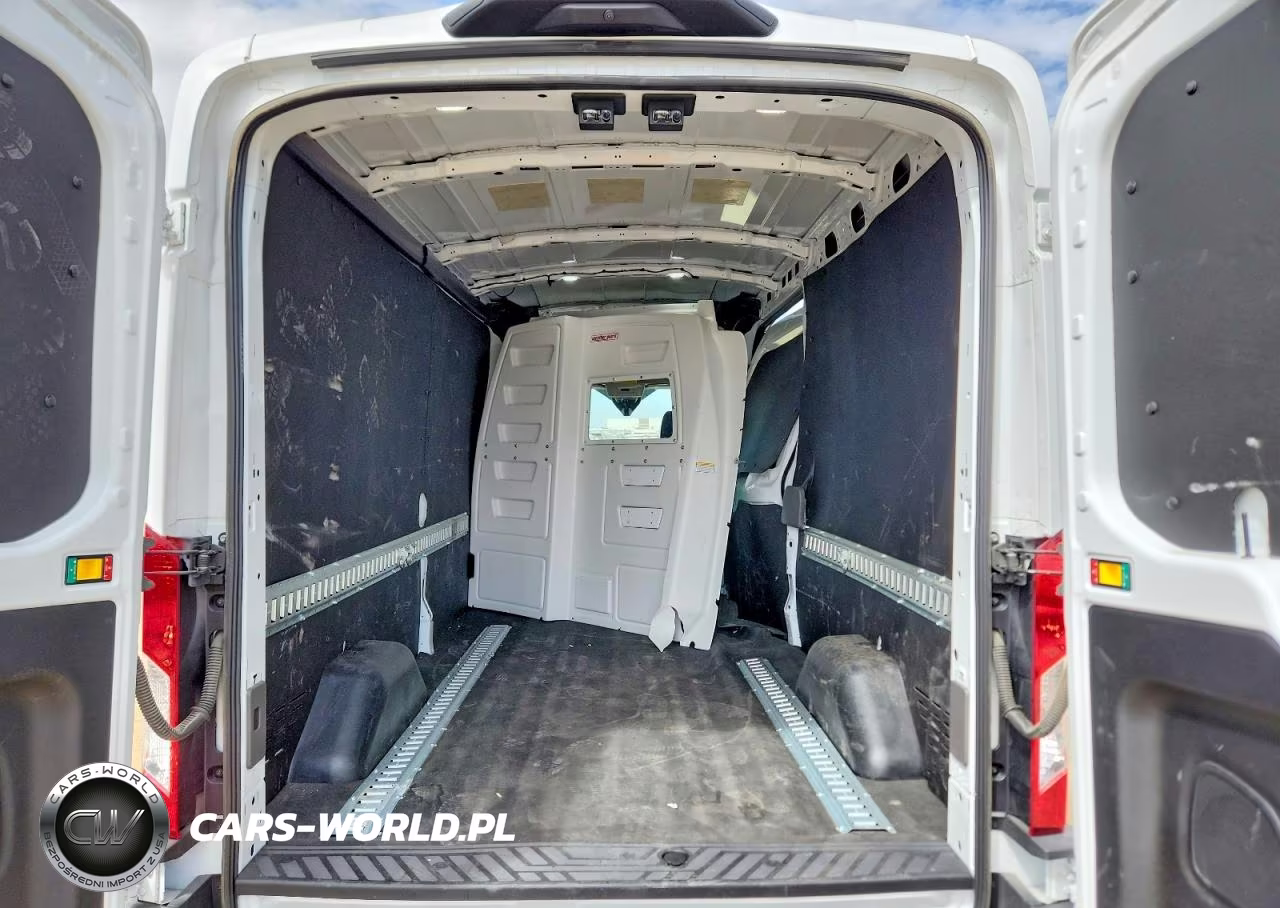 2025 Ford Transit 250 Delivery Van VIN:1FTBR1C87SKA62380 - 10