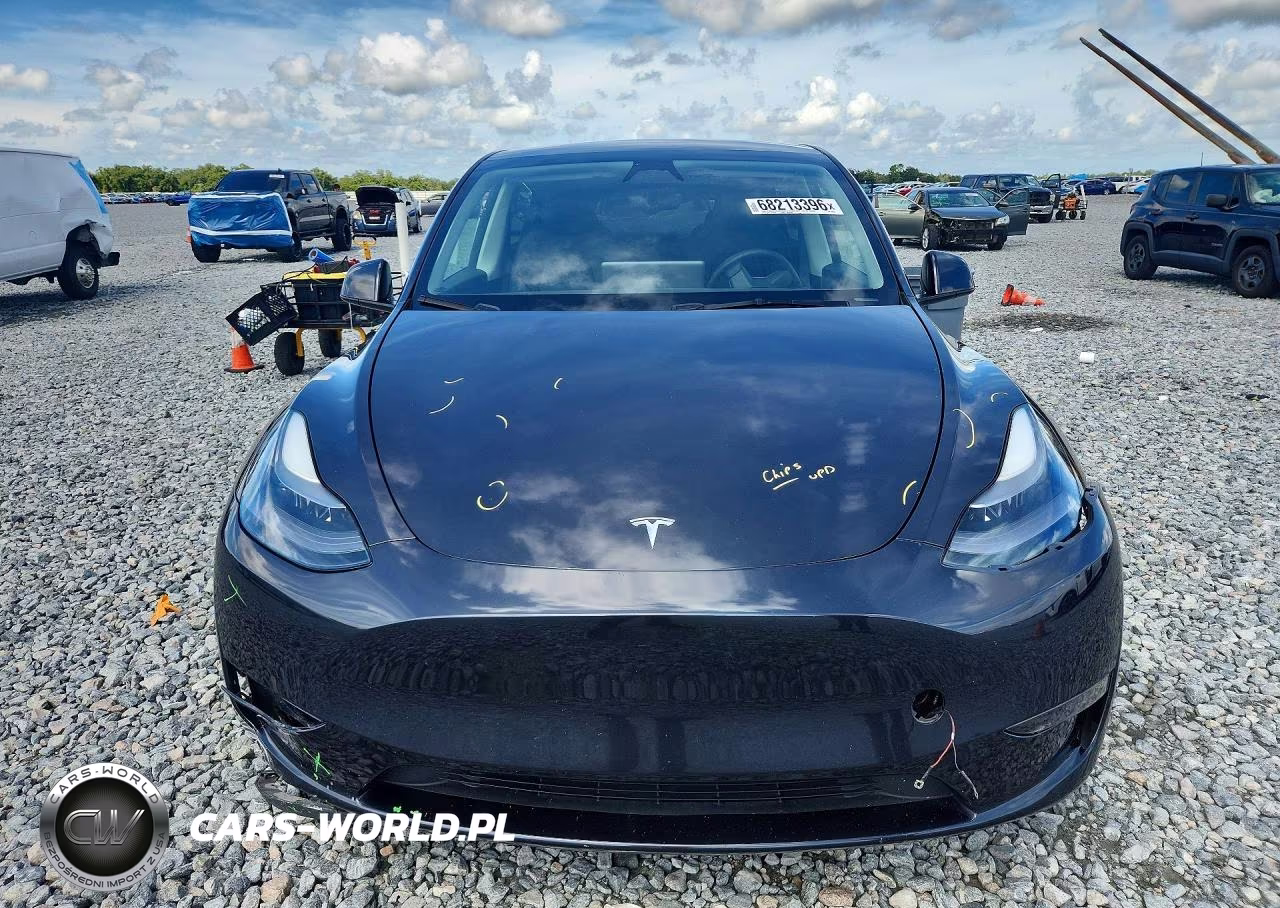 2024 Tesla Model Y VIN:7SAYGDEE4RF032767 - 5