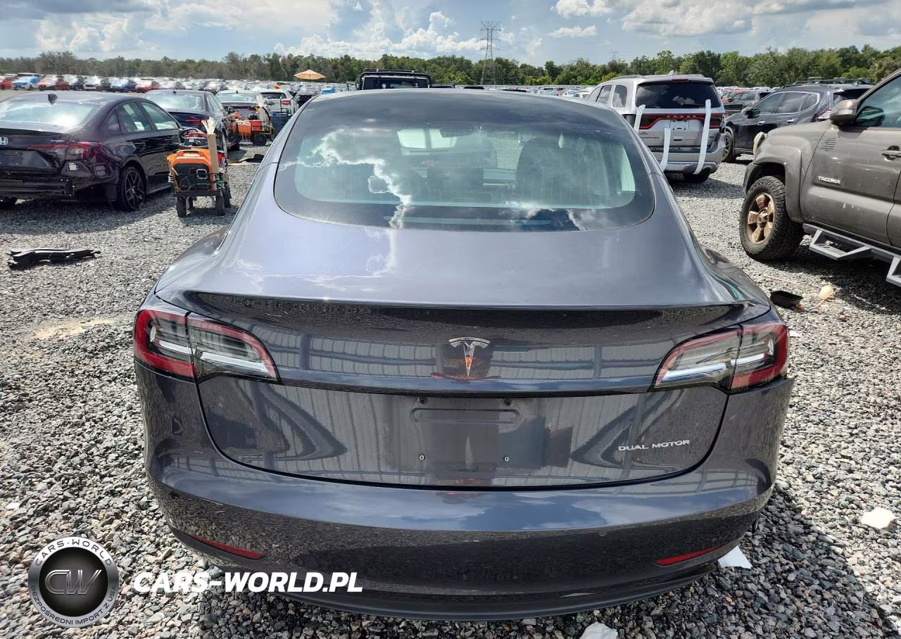 2018 Tesla Model 3 VIN:5YJ3E1EB4JF128551 - 6