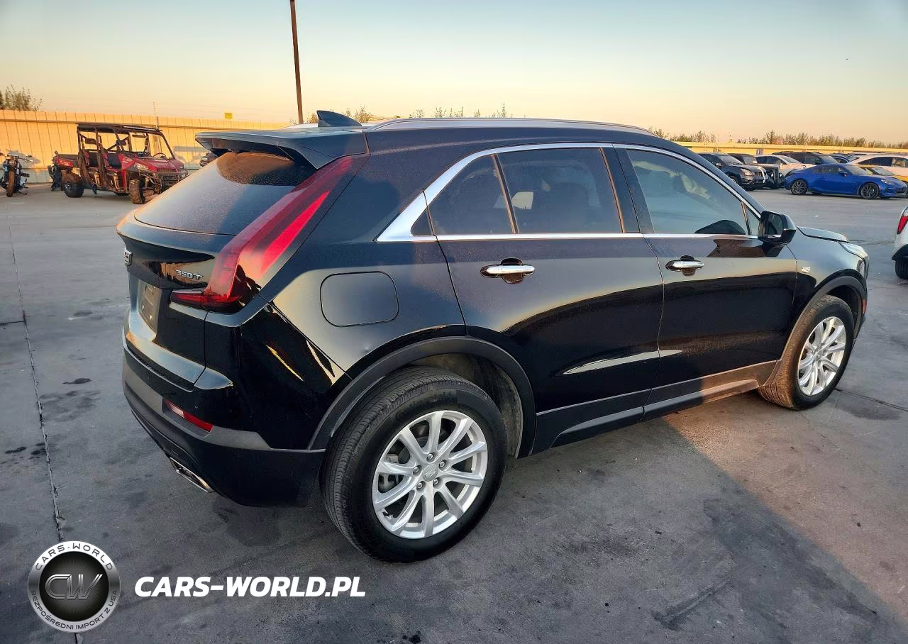 2023 Cadillac Xt4 Luxury VIN:1GYAZAR42PF145824 - 3