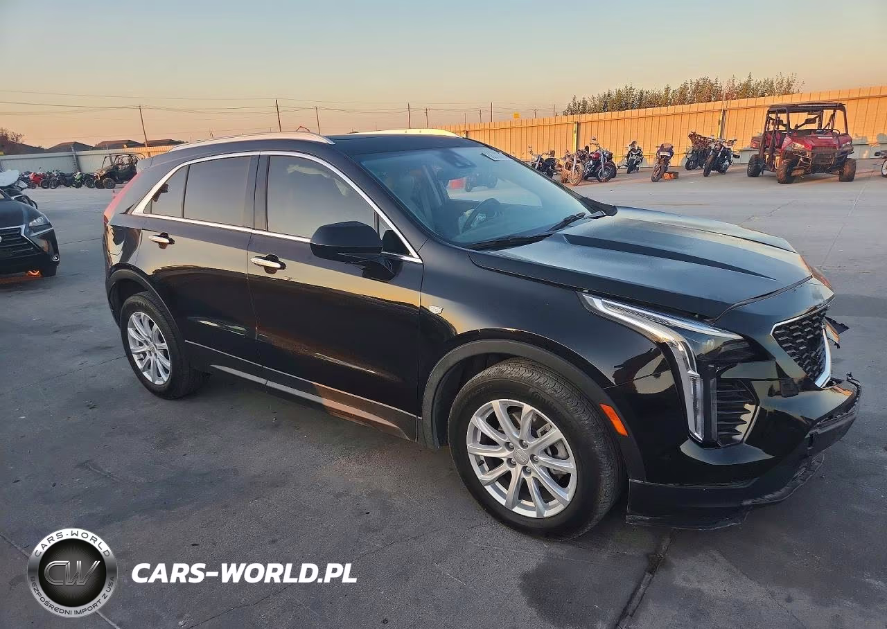 2023 Cadillac Xt4 Luxury VIN:1GYAZAR42PF145824 - 4