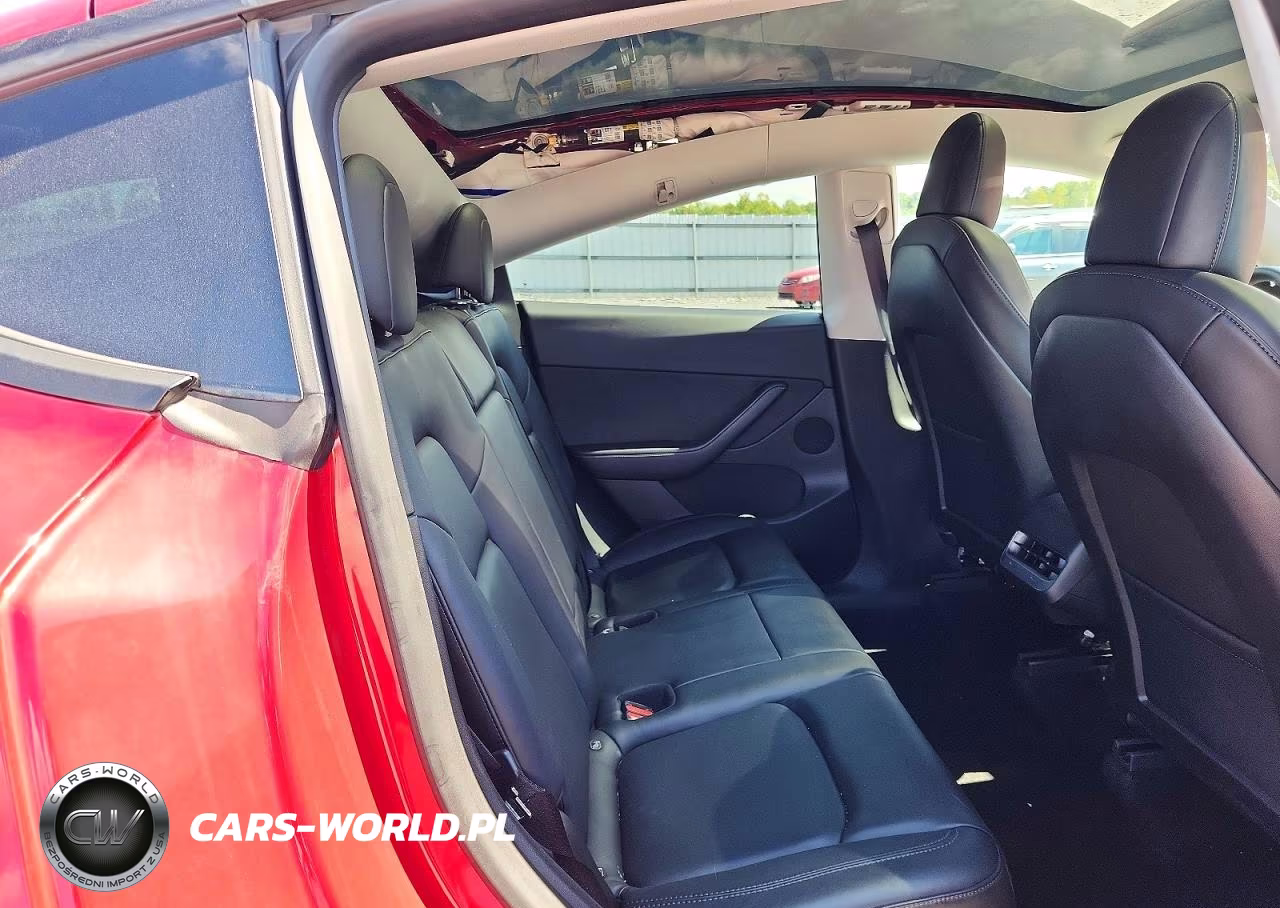 2022 Tesla Model Y VIN:7SAYGDEE3NF354021 - 11