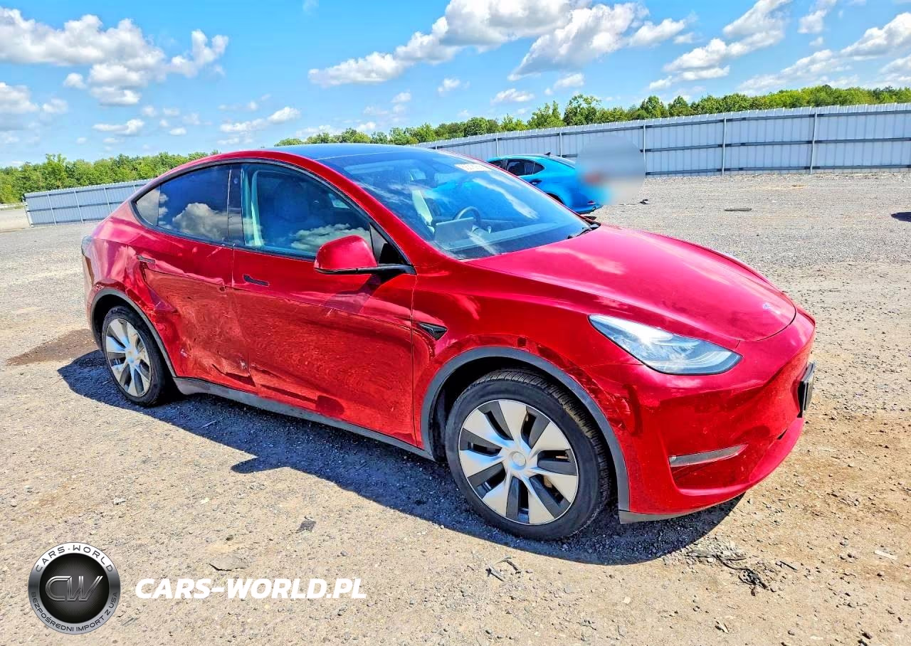 2022 Tesla Model Y VIN:7SAYGDEE3NF354021 - 4