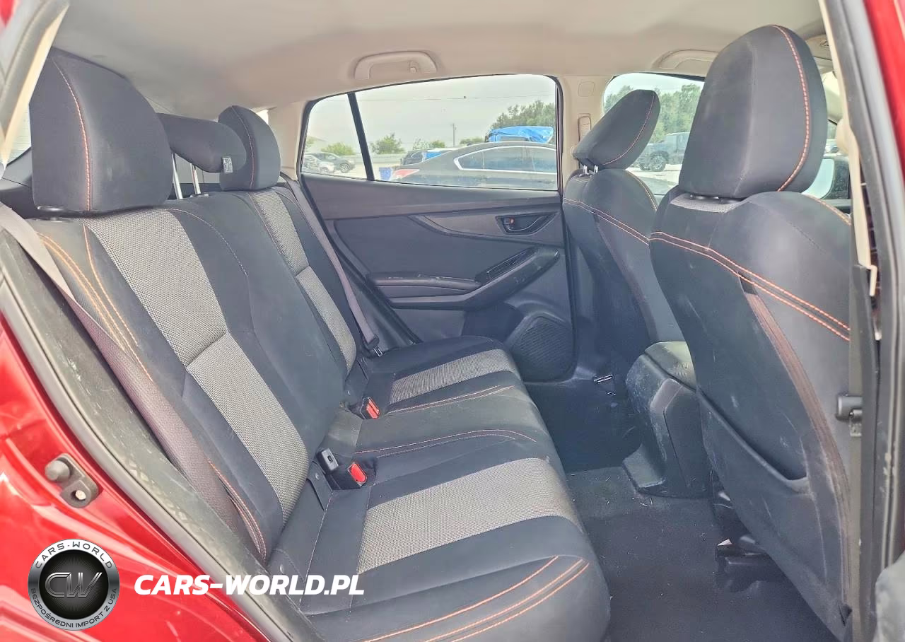 2018 Subaru Crosstrek Premium VIN:JF2GTADC9JH300639 - 10
