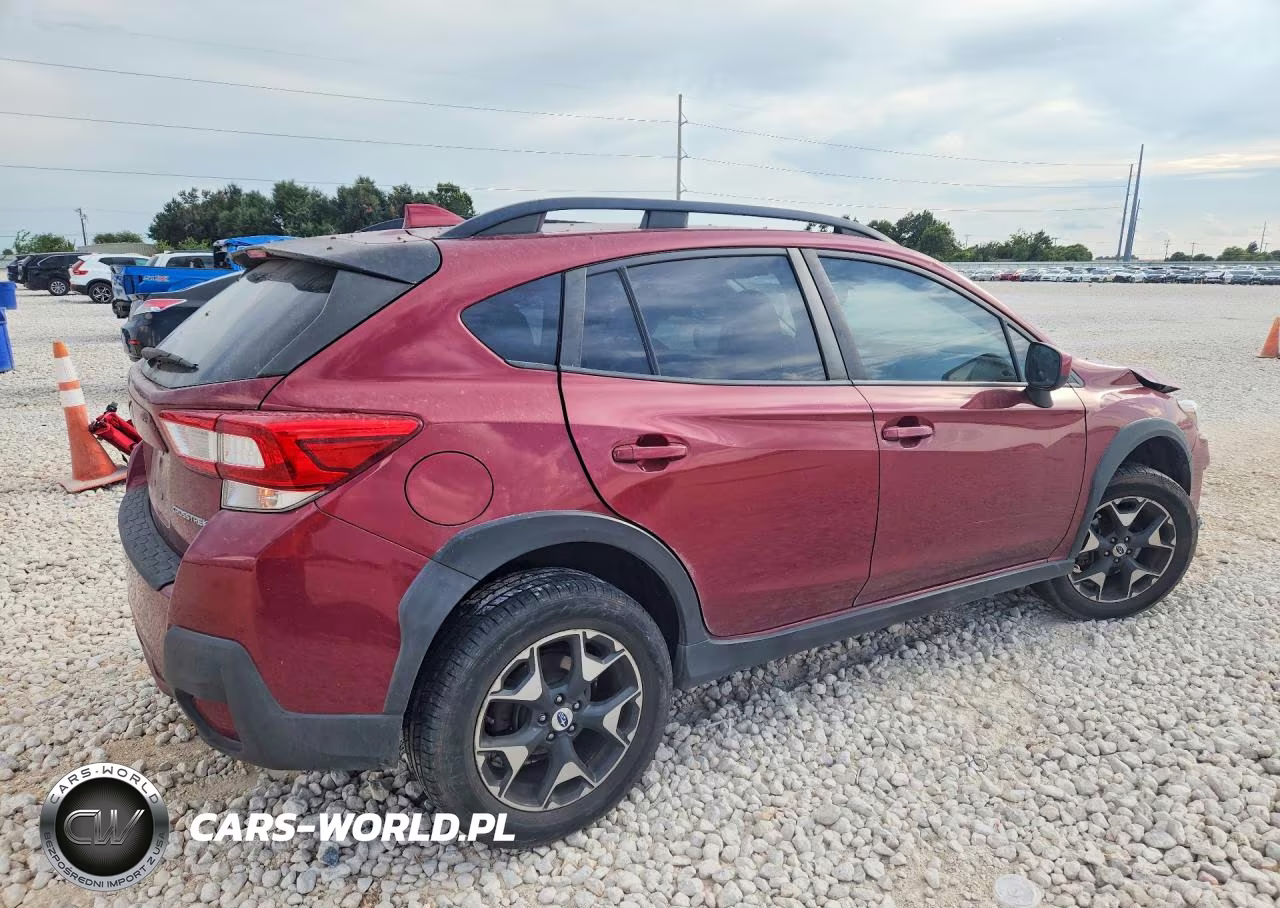 2018 Subaru Crosstrek Premium VIN:JF2GTADC9JH300639 - 3