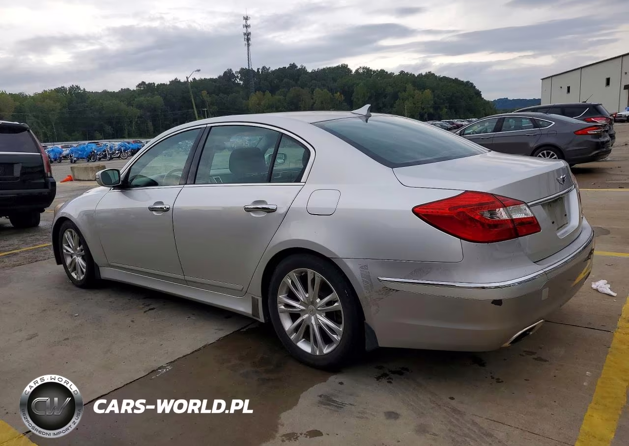 2013 Hyundai Genesis 3.8L VIN:KMHGC4DD7DU221079 - 2