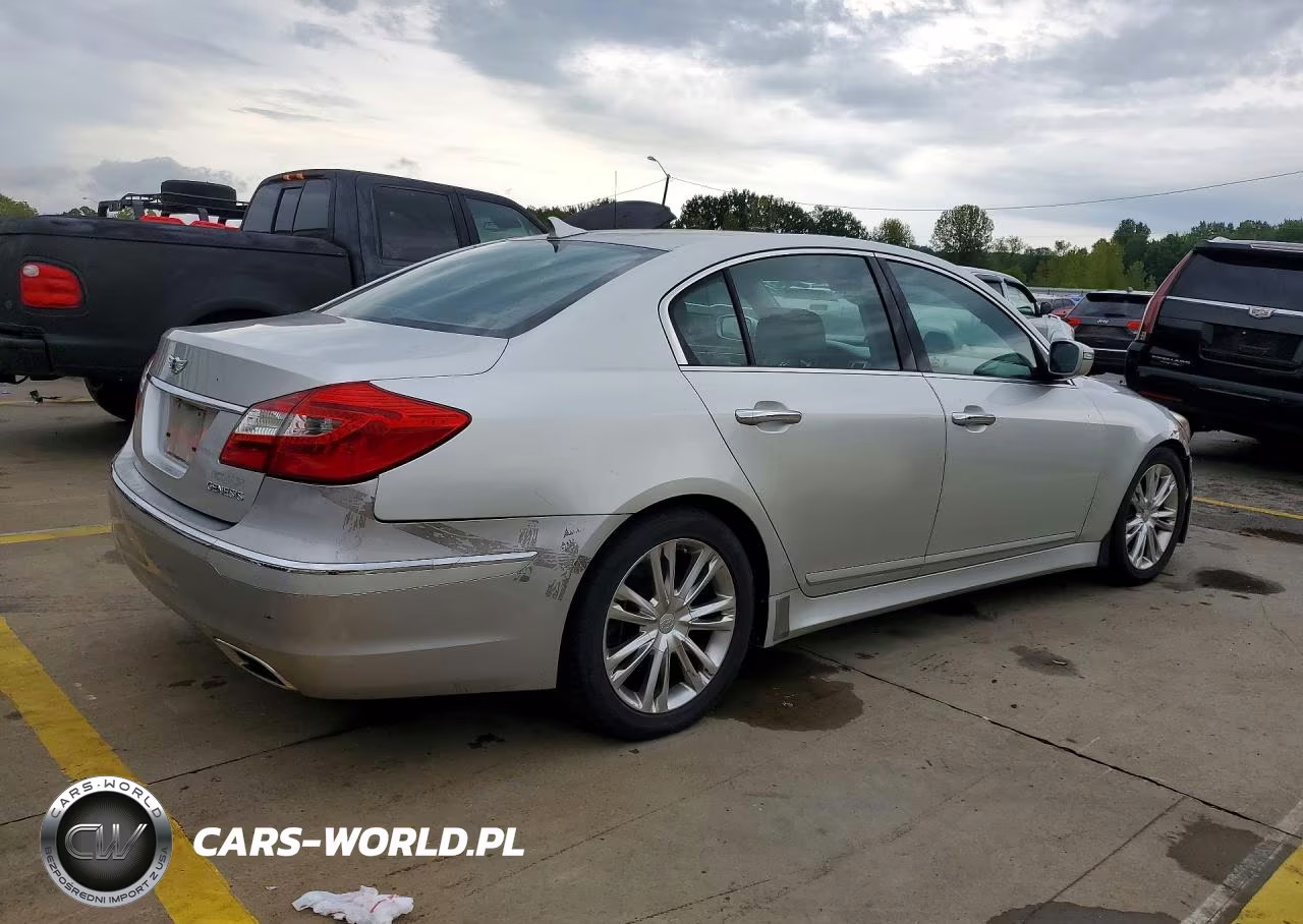2013 Hyundai Genesis 3.8L VIN:KMHGC4DD7DU221079 - 3