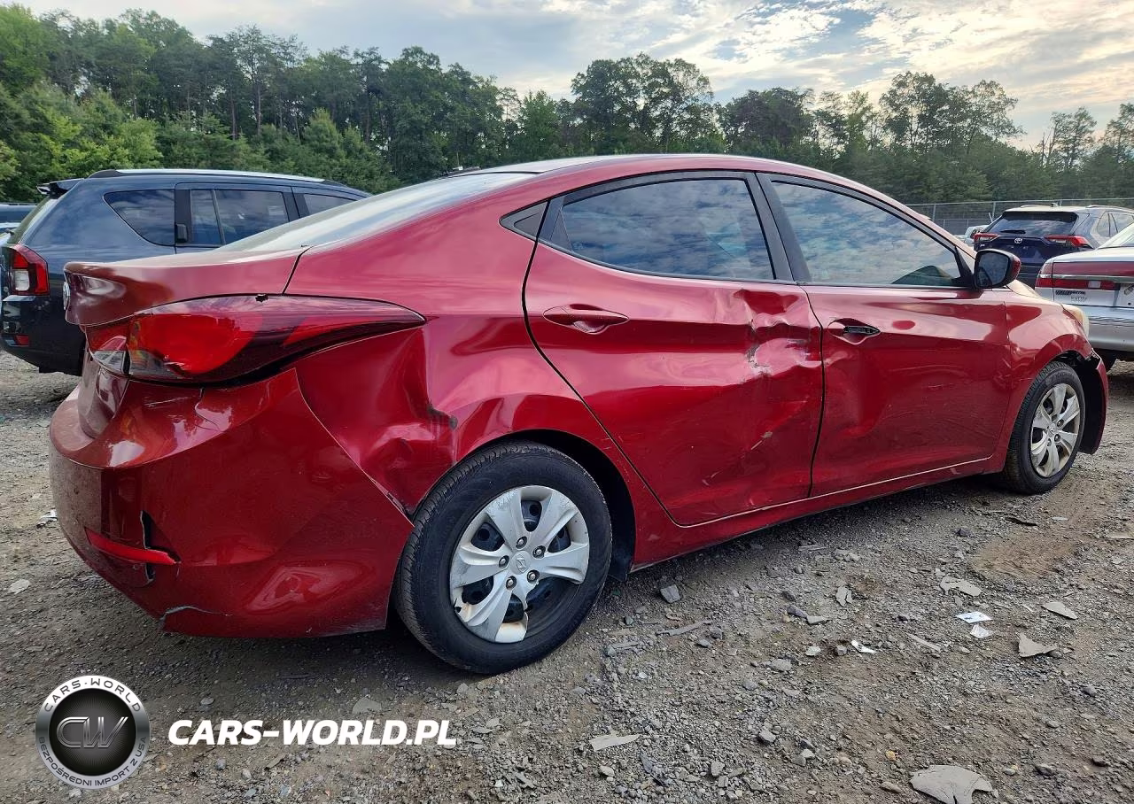 2016 Hyundai Elantra Se VIN:5NPDH4AE2GH782729 - 3