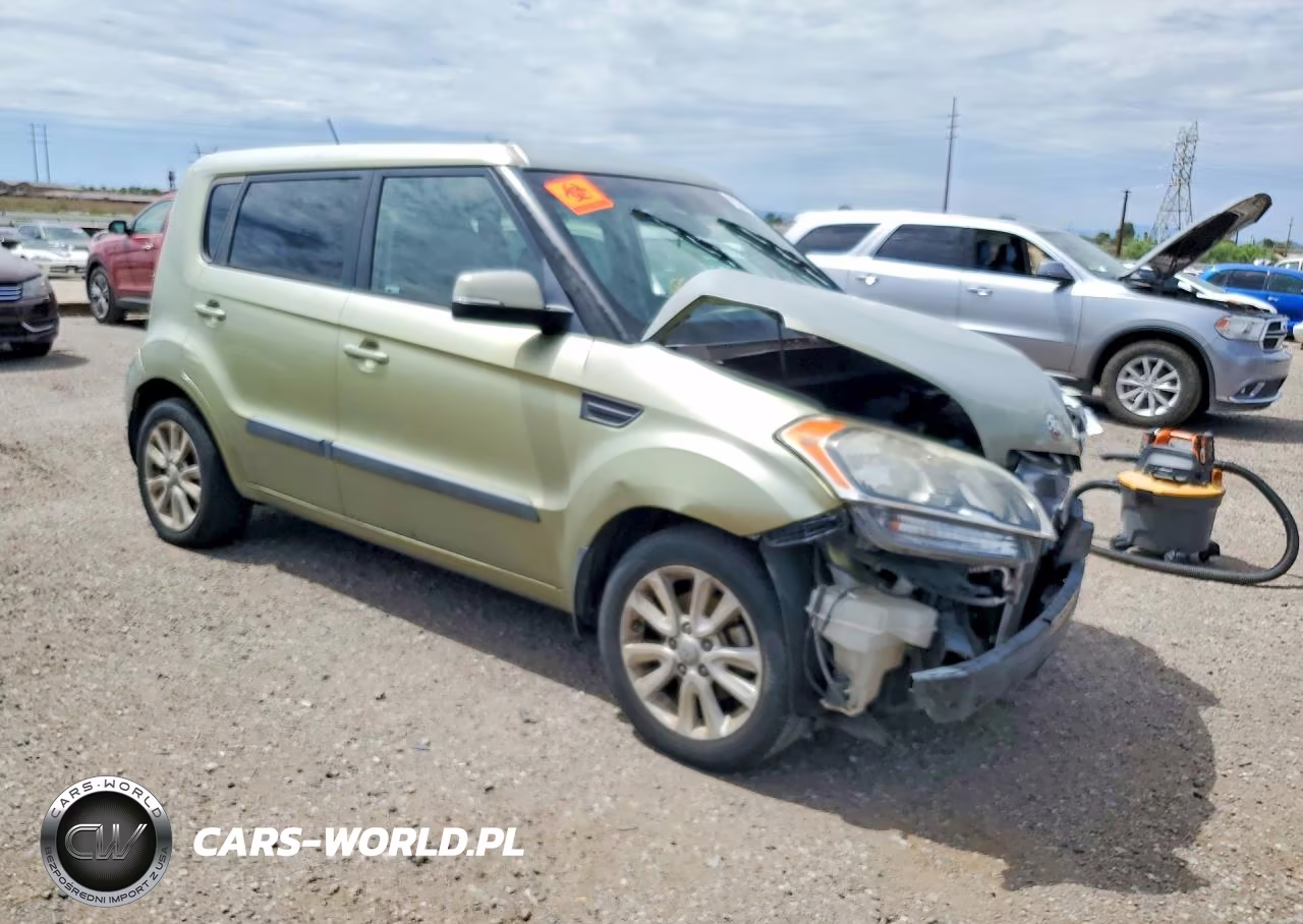 2013 Kia Soul + VIN:KNDJT2A60D7631094 - 4