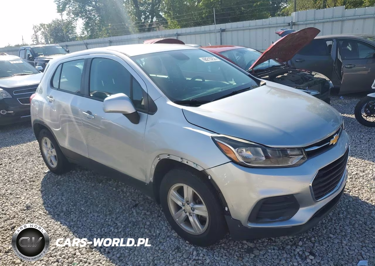 2019 Chevrolet Trax Ls VIN:3GNCJKSB2KL273457 - 4