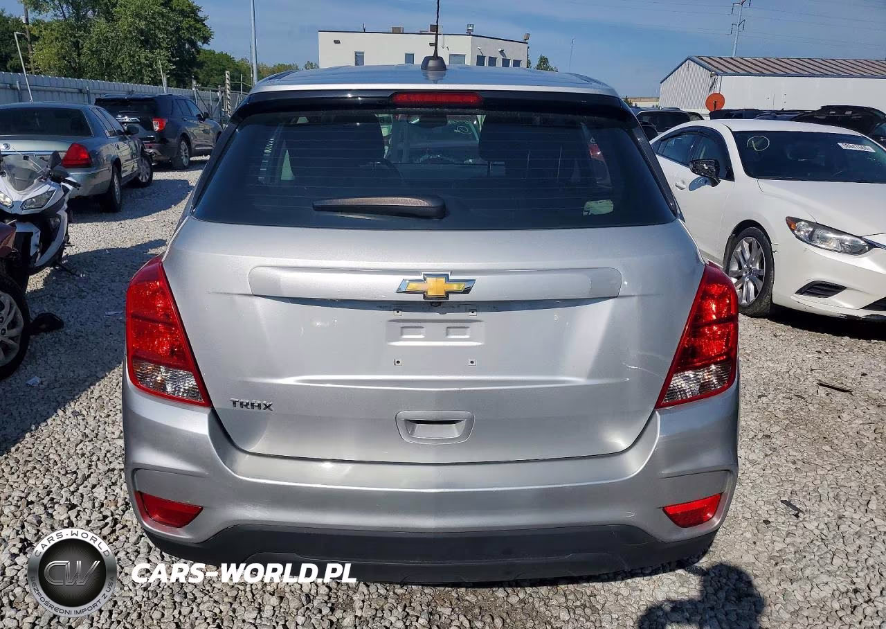 2019 Chevrolet Trax Ls VIN:3GNCJKSB2KL273457 - 6