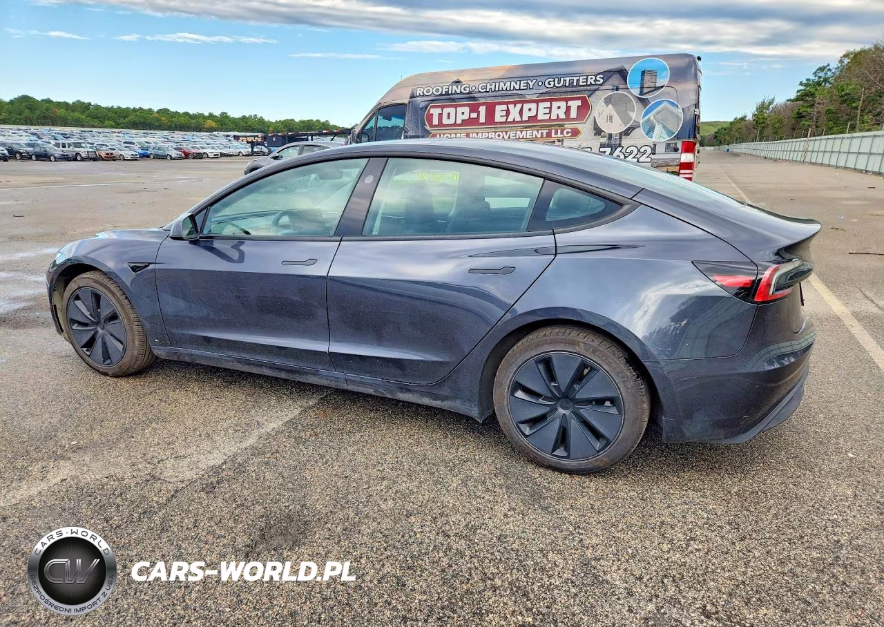 2025 Tesla Model 3 VIN:5YJ3E1EA0SF884323 - 2