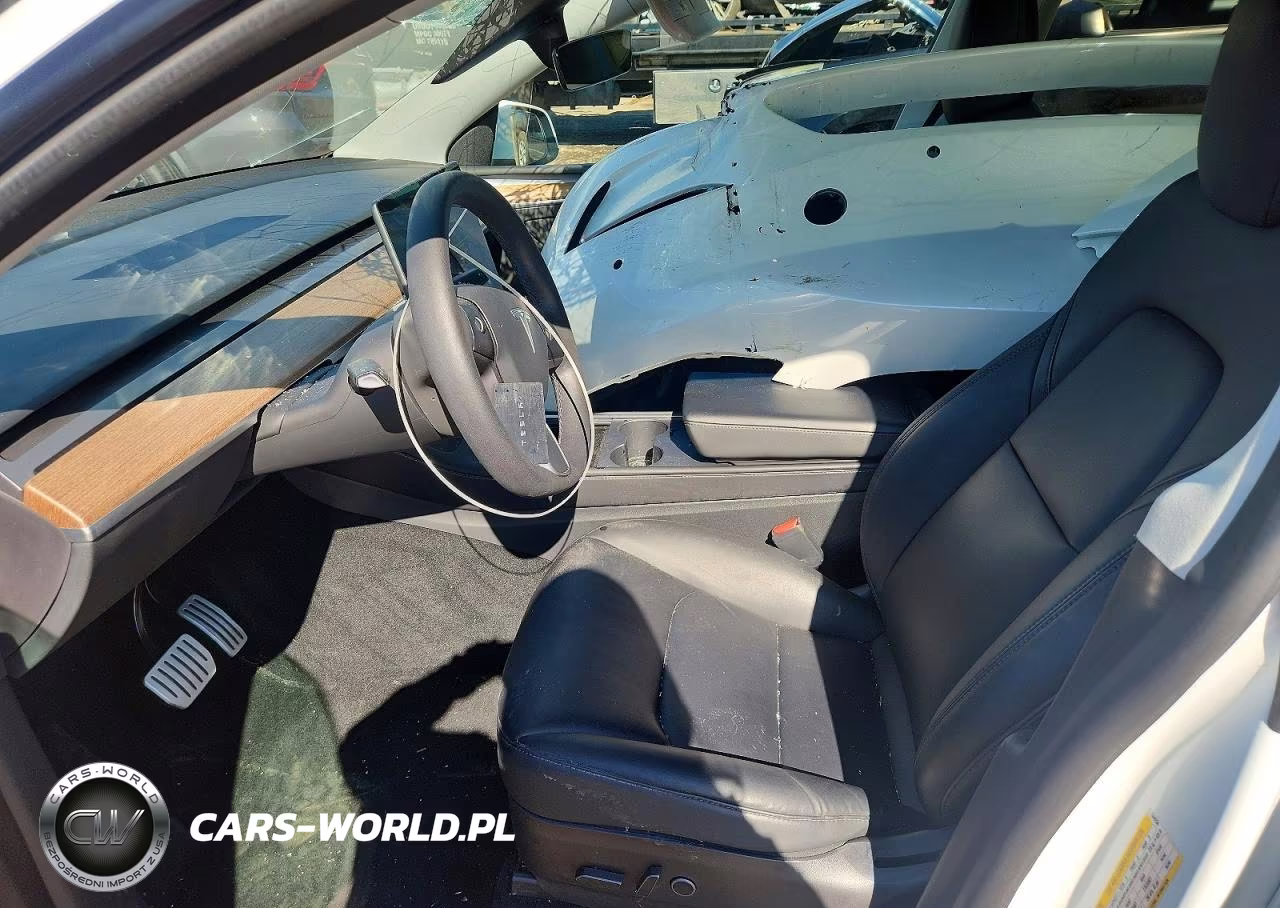 2022 Tesla Model Y VIN:7SAYGDEF0NF544254 - 7