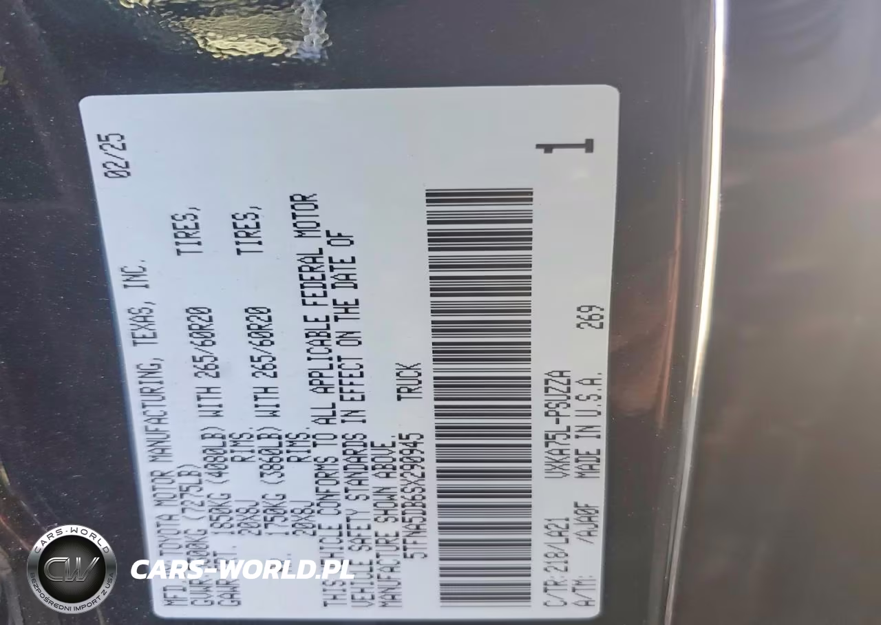 2025 Toyota Tundra Platinum VIN:5TFNA5DB6SX290945 - 12