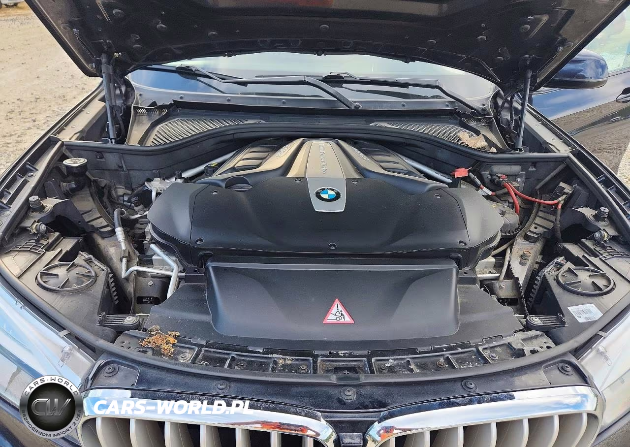 2016 BMW X5 xDrive50I VIN:5UXKR6C54G0J80424 - 11