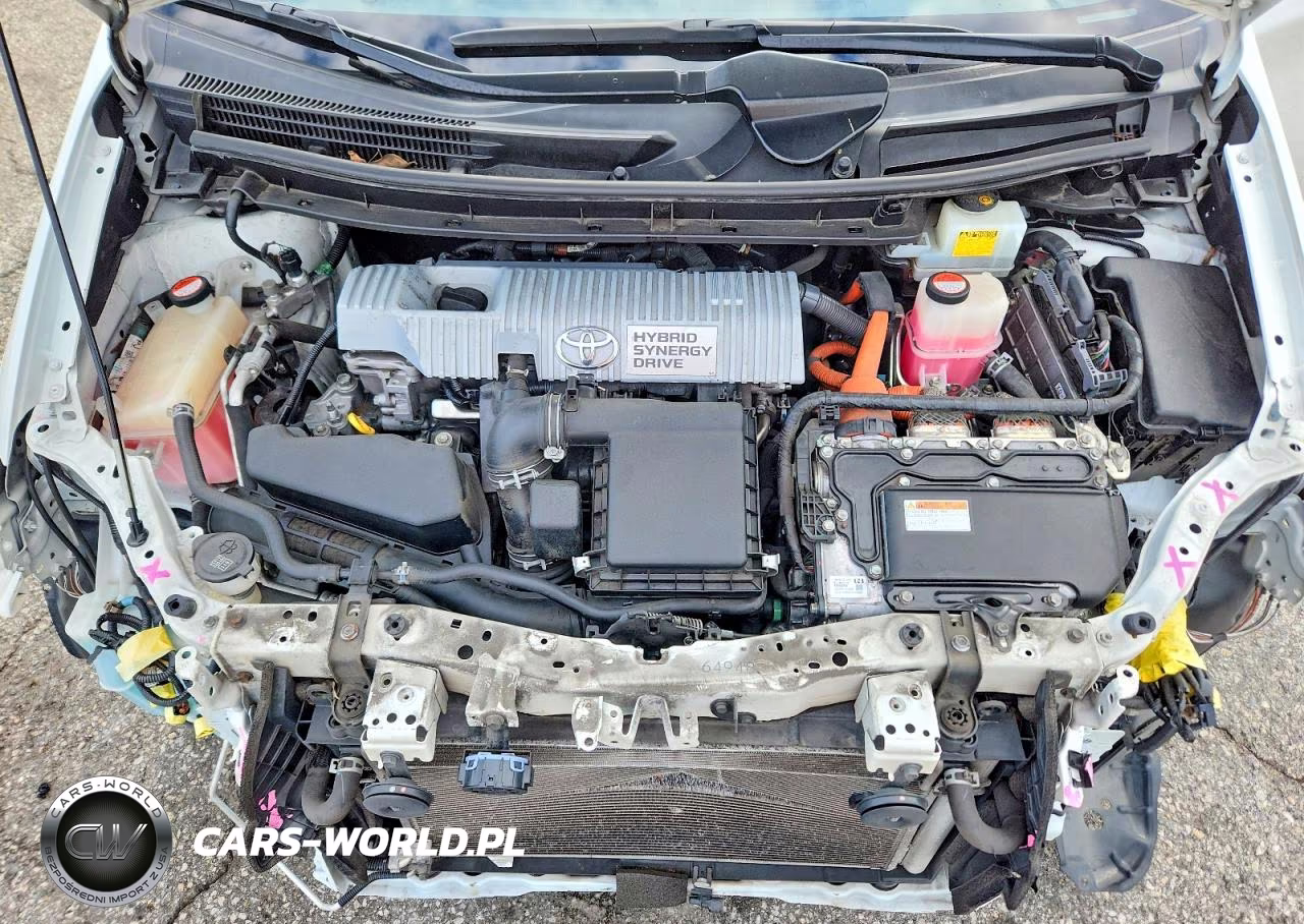 2015 Toyota Prius Two VIN:JTDKN3DU6F1990549 - 11