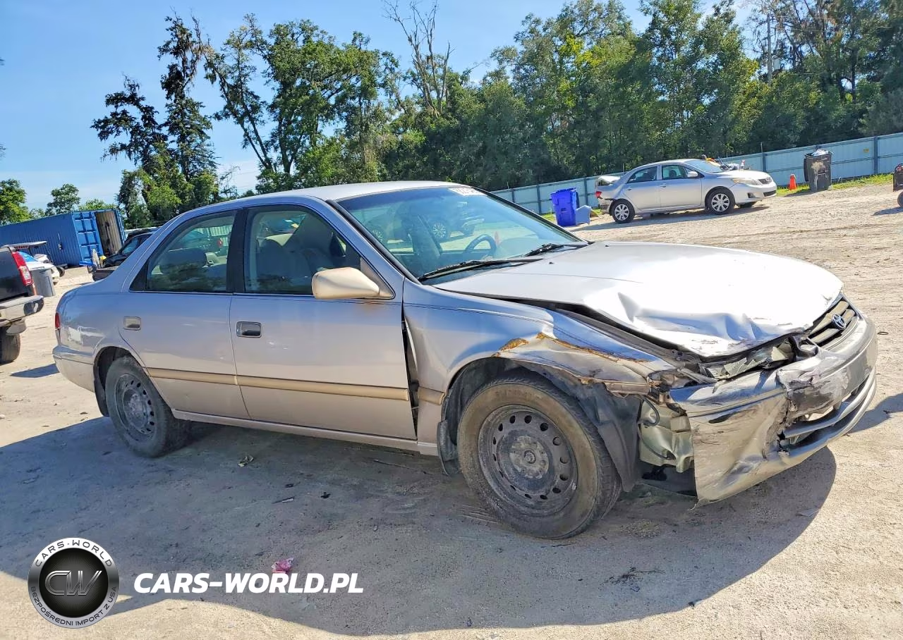 2000 Toyota Camry Le VIN:4T1BG22K0YU648498 - 4