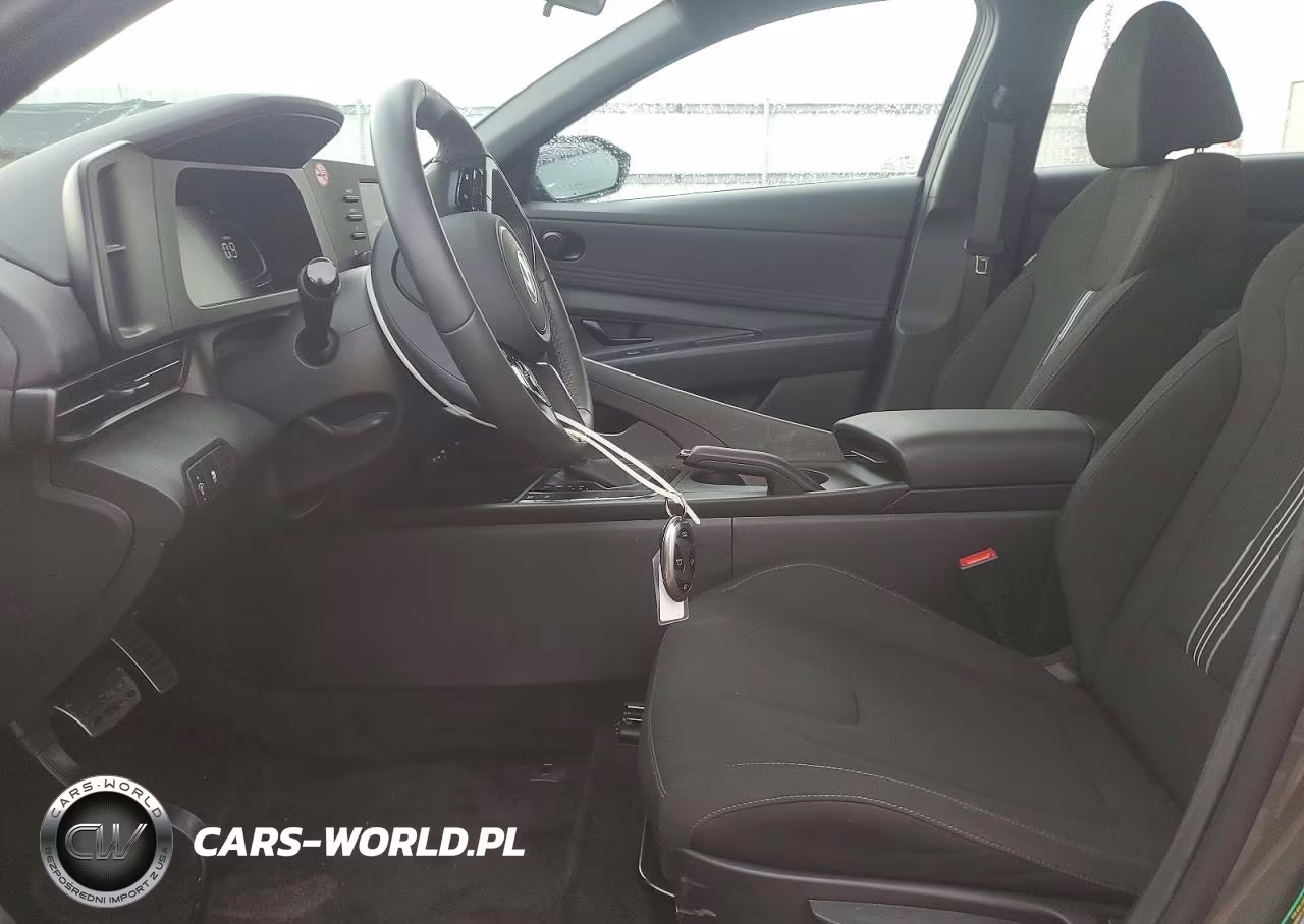 2026 Hyundai Elantra Sel Sport VIN:KMHLM4DG7TU172664 - 7
