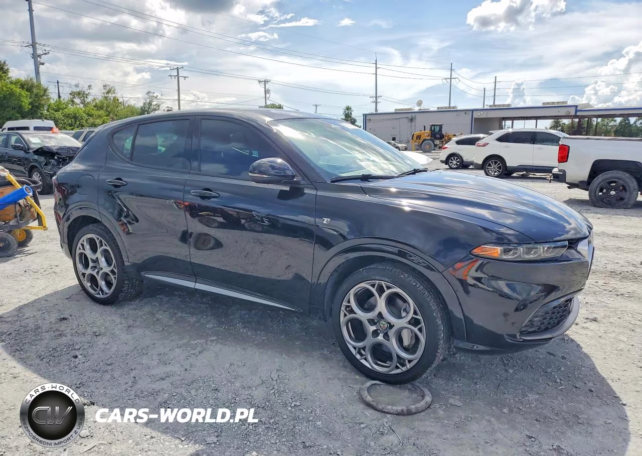 2024 Alfa Romeo Tonale Ti VIN:ZASPATCW7R3048480 - 4