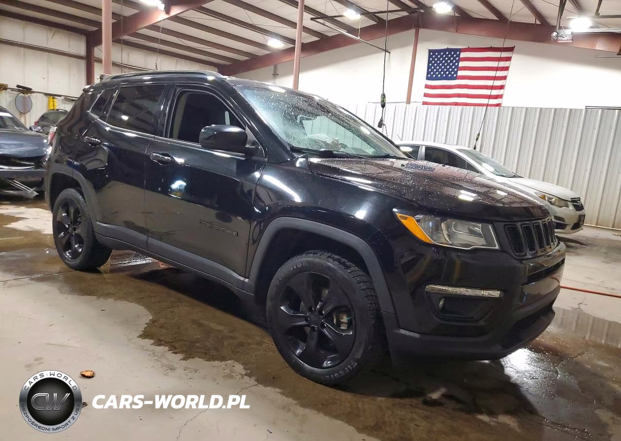 2019 Jeep Compass Latitude VIN:3C4NJDBB1KT648560 - 4