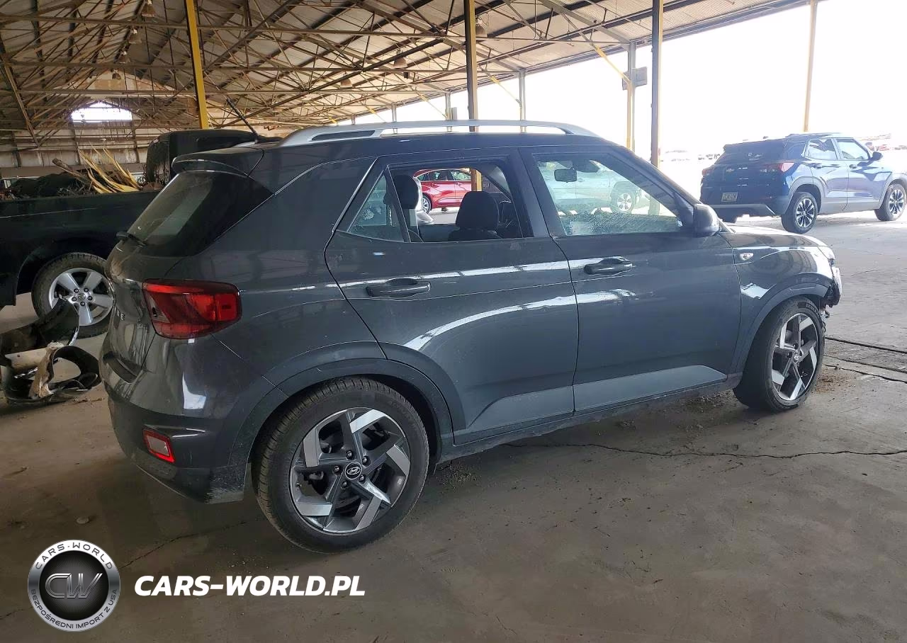 2023 Hyundai Venue Sel VIN:KMHRC8A36PU278289 - 3