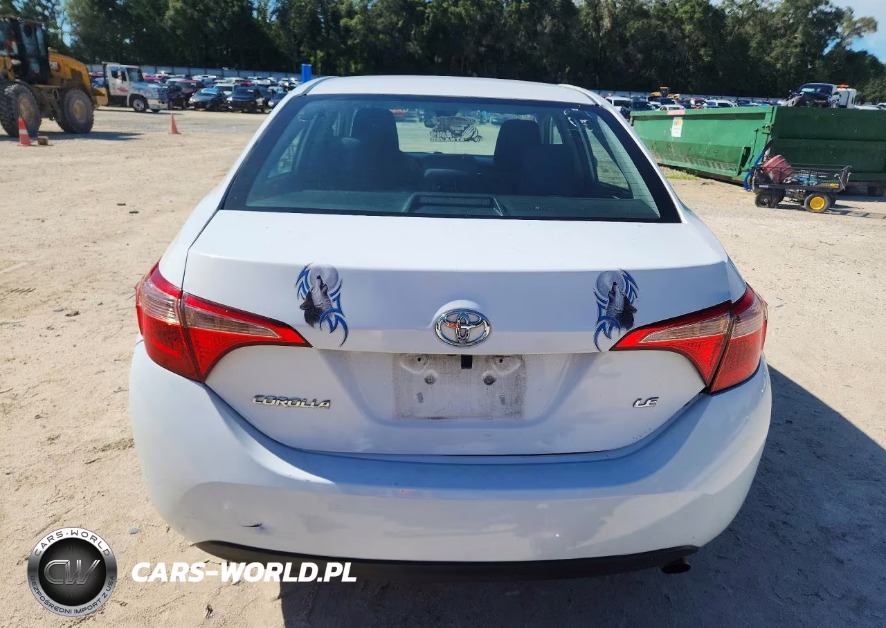 2019 Toyota Corolla Le VIN:2T1BURHE6KC227865 - 6
