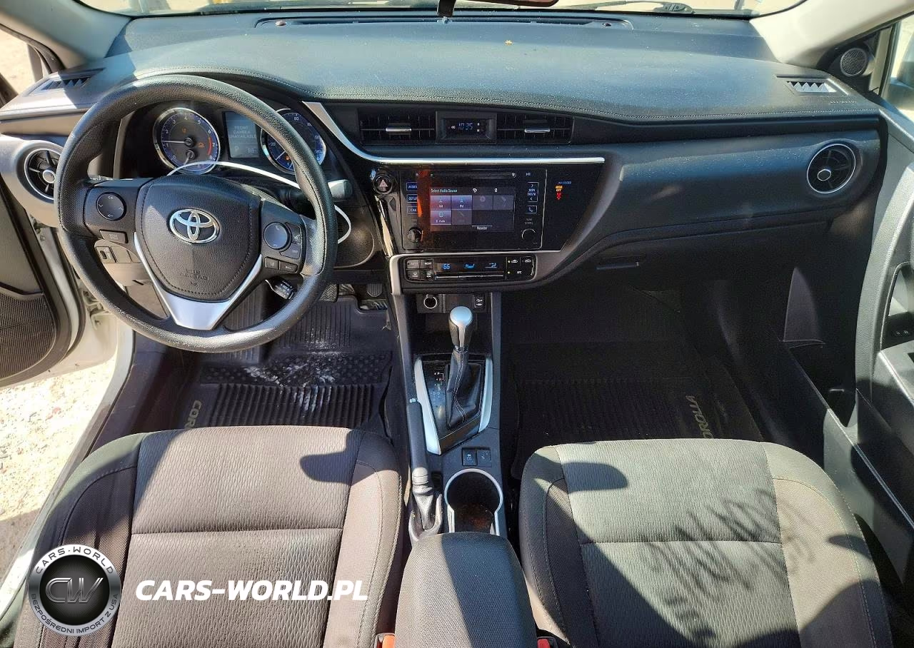 2019 Toyota Corolla Le VIN:2T1BURHE6KC227865 - 8
