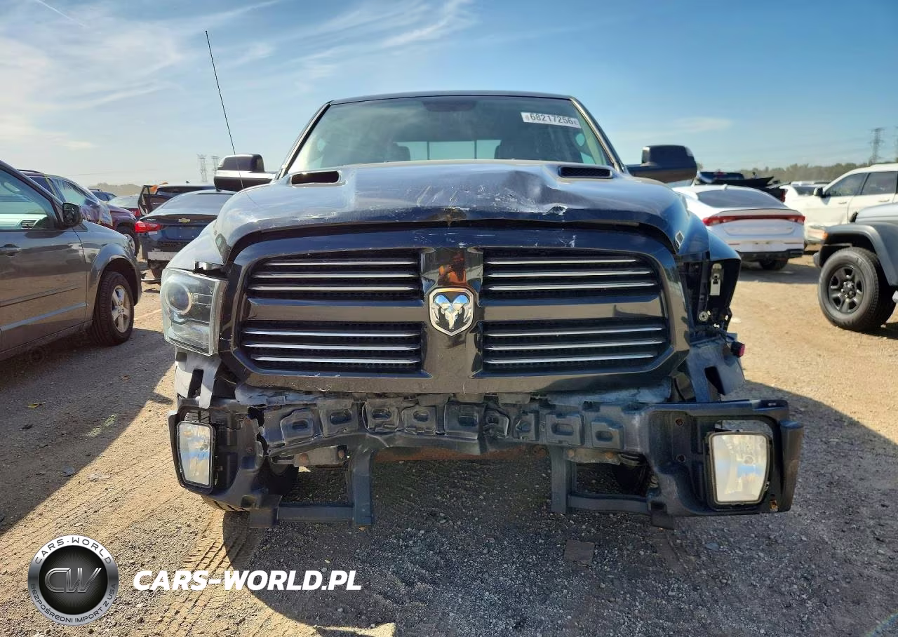 2016 Ram 1500 Sport VIN:1C6RR7UT4GS301080 - 5